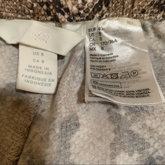 H&M SNAKESKIN BOHO BAGGY LOOSE FIT PULL ON ELASTIC WAISTBAND ANKLE PANTS - Picture 10 of 10